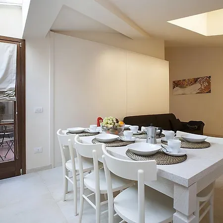 Apartment Family Borgo Albizi *